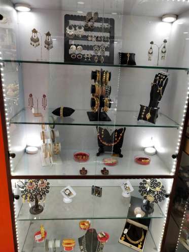 Kaasni Cosmeticimitation Items 