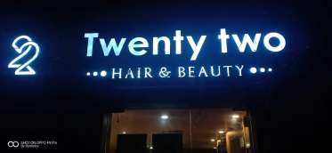 Salon Twenty Two 