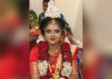 Shrees Makeover  Mahendi 