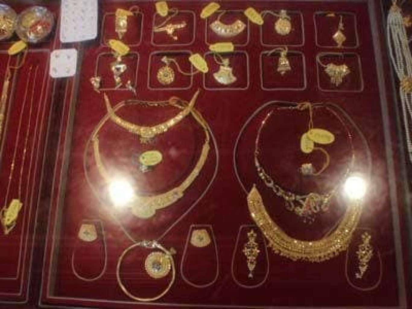 Priyo Jewellery Palace 