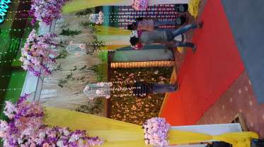 Entertainment Network Communication