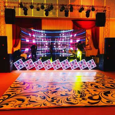 Crown The Entertainer 