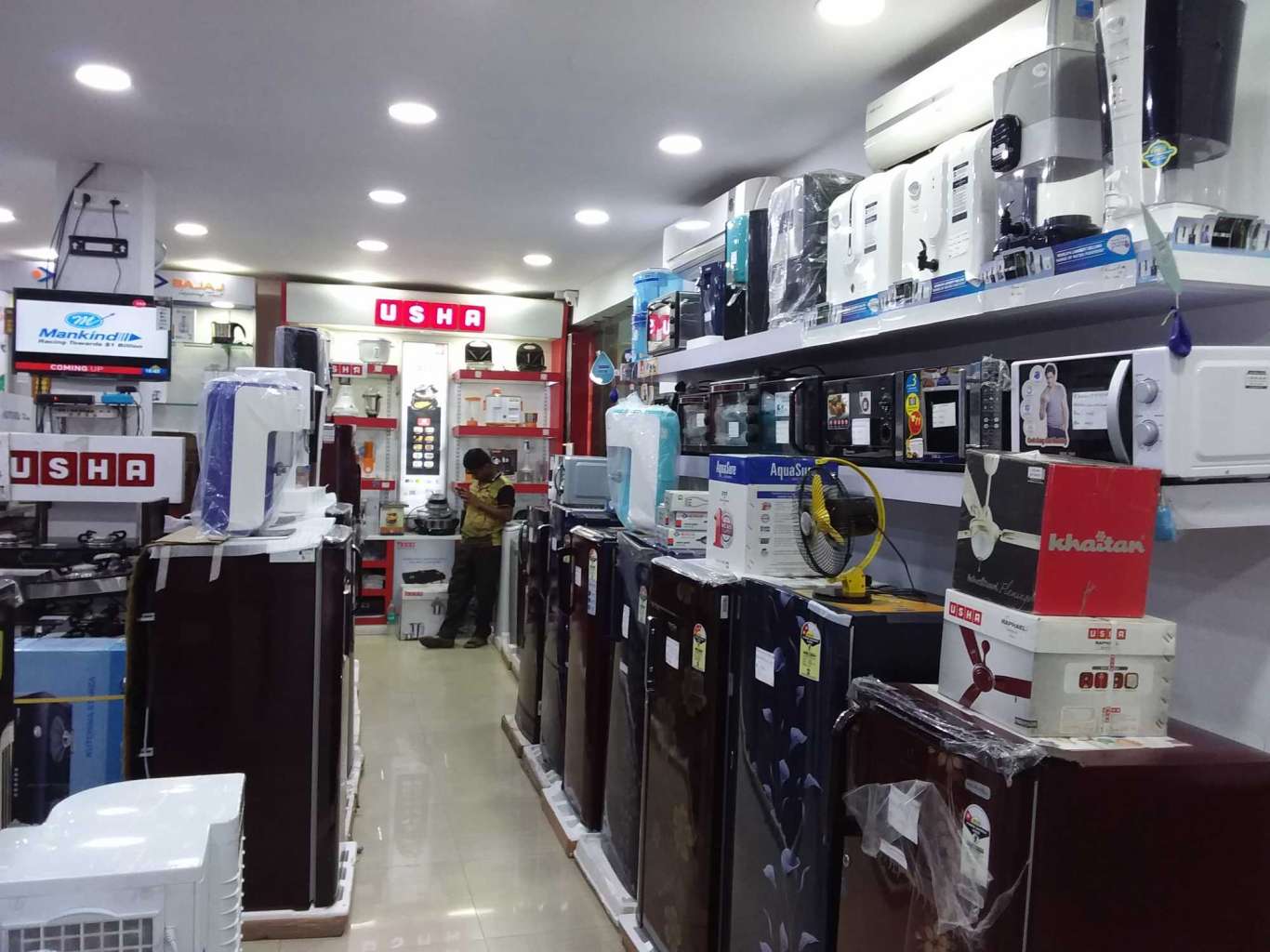 Electronics World