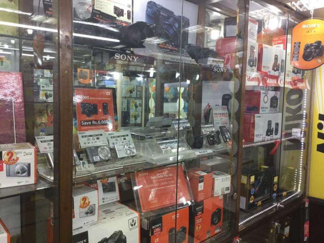 Chowringhee Camera Stores