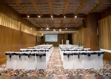 Monotel Luxury Business Hotel 